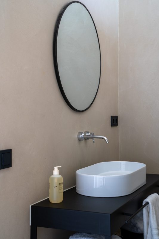 ame monumental plus bathroom sink